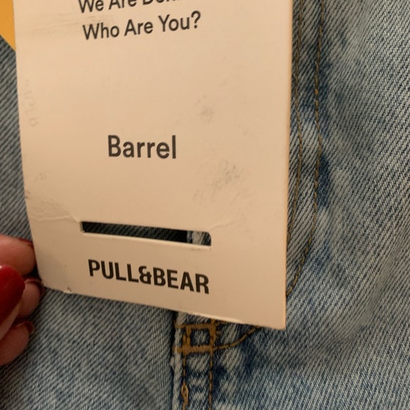 PULL &BEAR JEANS NWT Mid-waist barrel jeans SIZE6 - Picture 8 of 11
